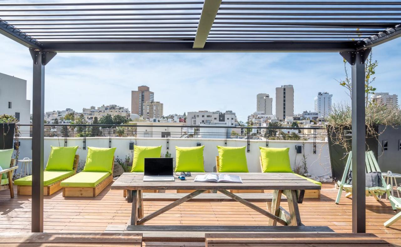 130 Rock Apartments Tel Aviv Exteriör bild