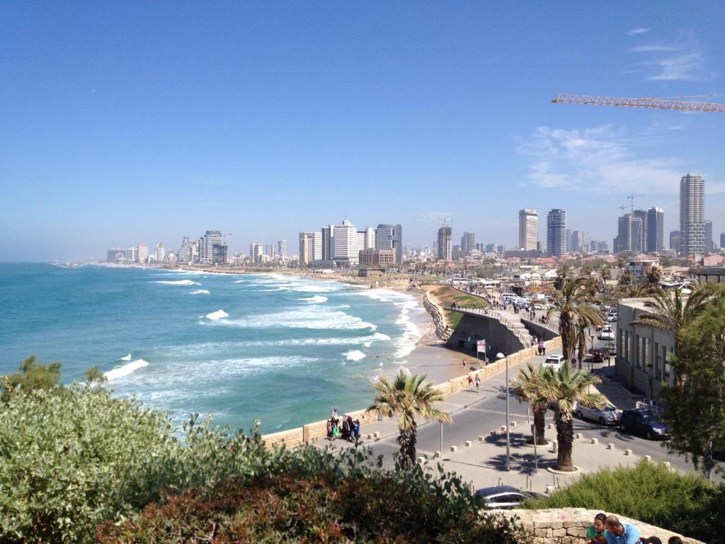 130 Rock Apartments Tel Aviv Exteriör bild